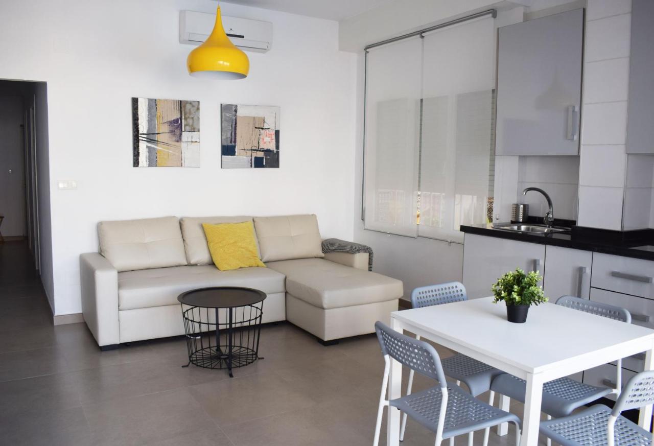 El Jardin Benerja Apartment Luaran gambar