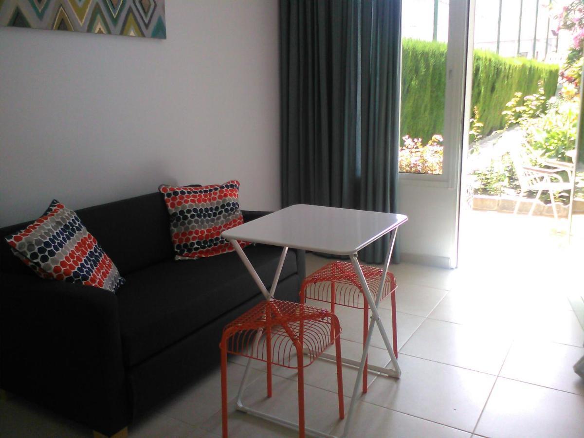 El Jardin Benerja Apartment Luaran gambar