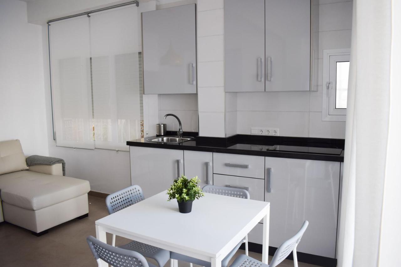 El Jardin Benerja Apartment Luaran gambar