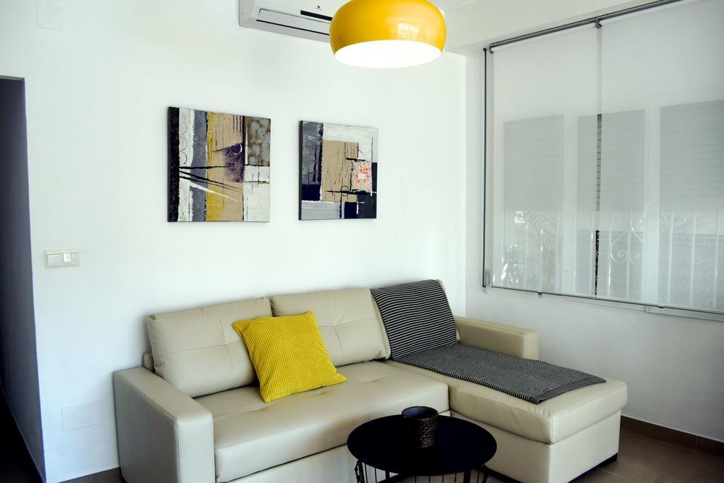 El Jardin Benerja Apartment Luaran gambar