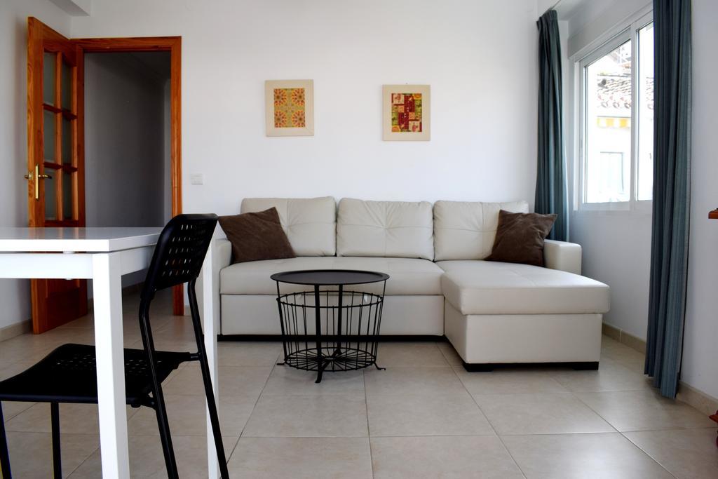 El Jardin Benerja Apartment Luaran gambar